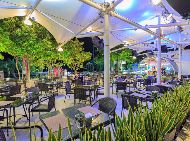 Restaurant Pattaya Discovery Beach